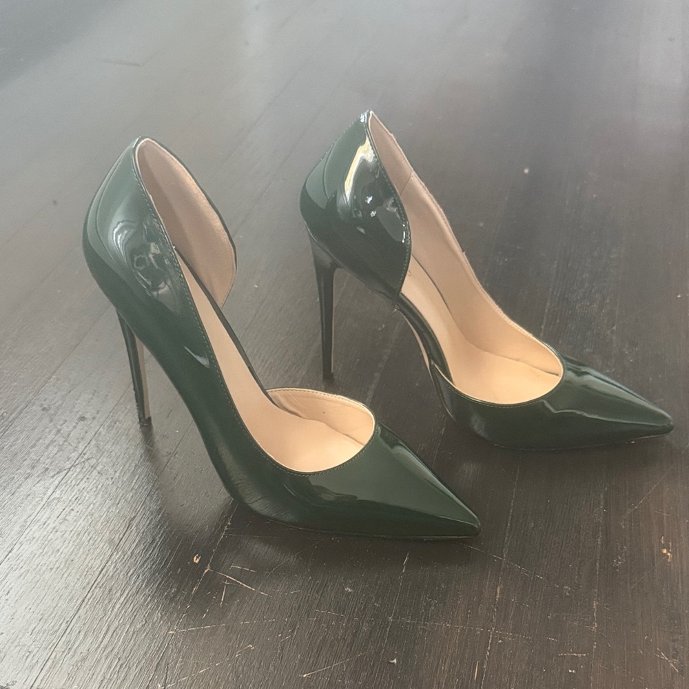 Chic Dark Green Stiletto Heels